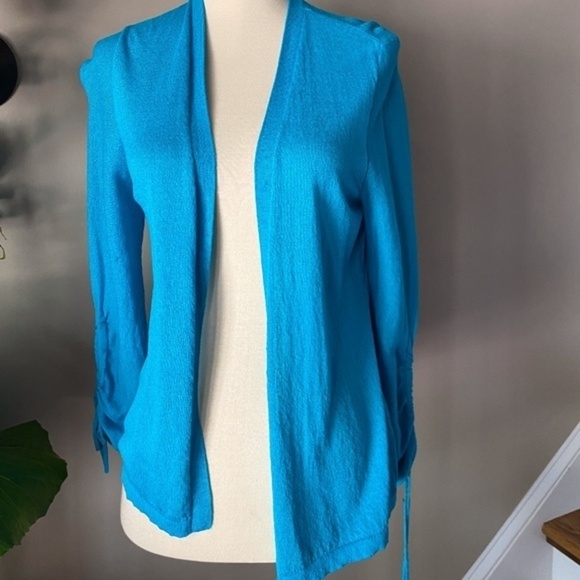 Chico's Blue Ruched Sleeve Open Cardigan small (0) - Picture 7 of 8